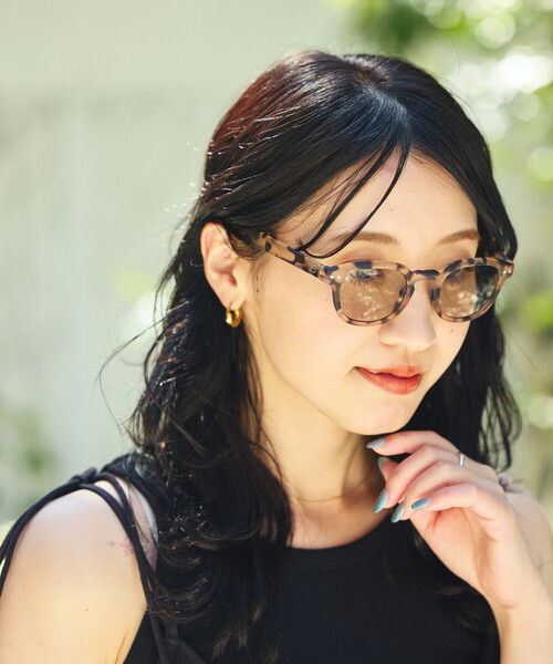 IZIPIZI(イジピジ)の「IZIPIZI/イジピジ SUN LIGHT COLOR #C ファッション用グラス(サングラス・メンズ・ブラック/その他16/ベージュ/ブラウン・ONE SIZE)」の15枚目の写真