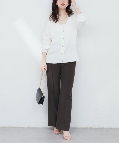 natural couture(ナチュラルクチュール)の「UVアンチピリング金釦カーデ(カーディガン/ボレロ・レディース・ピンク/イエロー/ブラック/オフホワイト・FREE)」の8枚目の写真