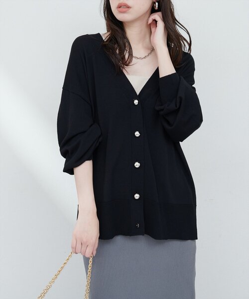 natural couture(ナチュラルクチュール)の「UVアンチピリング金釦カーデ(カーディガン/ボレロ・レディース・ピンク/イエロー/ブラック/オフホワイト・FREE)」の10枚目の写真