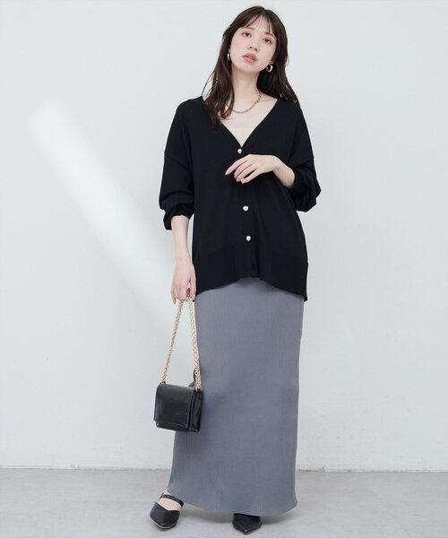 natural couture(ナチュラルクチュール)の「UVアンチピリング金釦カーデ(カーディガン/ボレロ・レディース・ピンク/イエロー/ブラック/オフホワイト・FREE)」の12枚目の写真