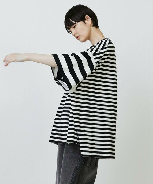 FRAPBOIS（フラボア）の「Lee×FRAPBOIS BIGTシャツ（Tシャツ/カットソー・レディース・ブラック/ブルー・FREE）」の15枚目の写真