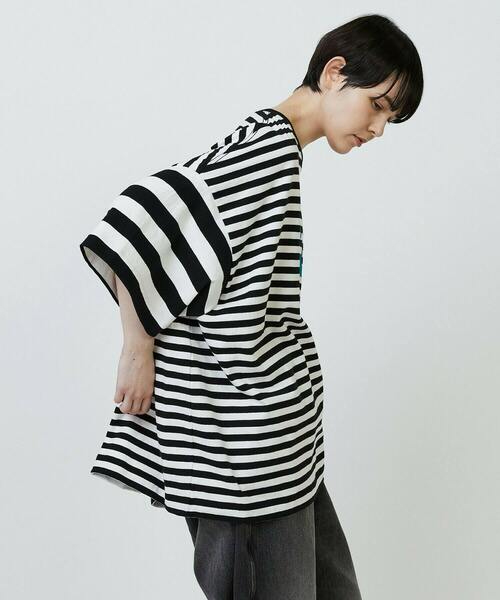 FRAPBOIS（フラボア）の「Lee×FRAPBOIS BIGTシャツ（Tシャツ/カットソー・レディース・ブラック/ブルー・FREE）」の17枚目の写真