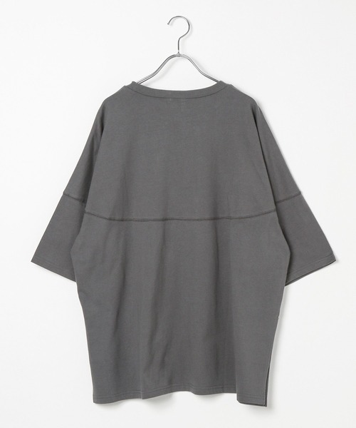 LEPSIM(レプシィム)の「フットボールT 327844(Tシャツ/カットソー・レディース・チャコールグレー/オフホワイト/ブルー/レッド・FREE)」の14枚目の写真