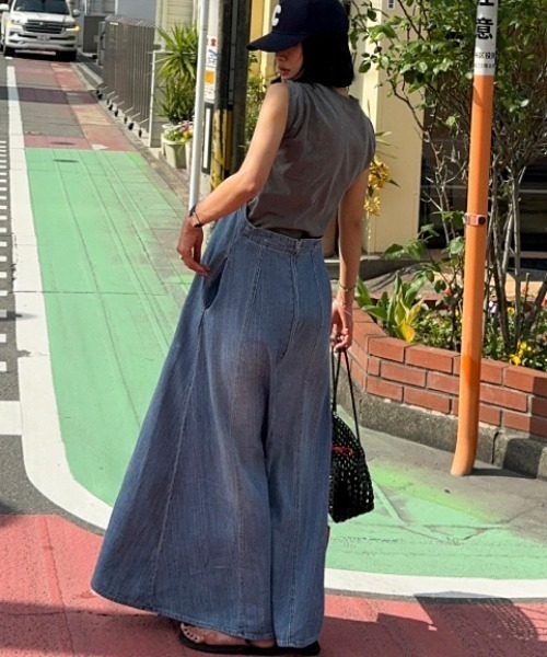 FREE STYLISTS(フリー スタイリスト)の「YUGA_YGMC Denim halter neck camisole dress(ワンピース・レディース・ブルー・S/M)」の19枚目の写真