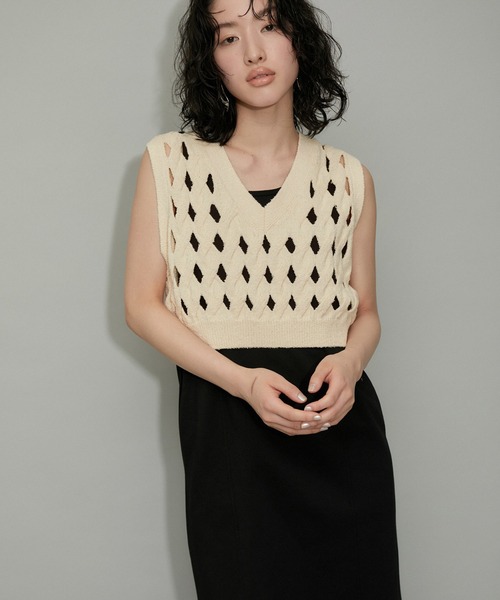 ADAM ET ROPE'（アダムエロペ）の「【WEB限定】・【定番人気】パターンニットジレコンビワンピース（ワンピース・レディース・ブラウン系その他/オフホワイト/ブラック・FREE）」の19枚目の写真