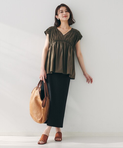 UNTITLED（アンタイトル）の「【後ろウエストゴム/ストレッチ性/オンオフ】ジャージナロースカート（スカート・レディース・オフホワイト/チャコールグレー/ブラック・50/42/44/46/48/00/01/02/03/04）」の15枚目の写真