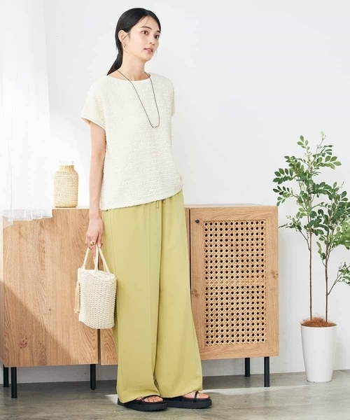 a.v.v(アーヴェヴェ)の「ぽこぽこクロップドトップス(Tシャツ/カットソー・レディース・モカ/チャコールグレー/アイボリー・36/38/40)」の7枚目の写真