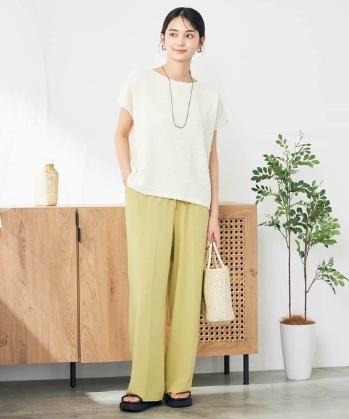a.v.v(アーヴェヴェ)の「ぽこぽこクロップドトップス(Tシャツ/カットソー・レディース・モカ/チャコールグレー/アイボリー・36/38/40)」の9枚目の写真