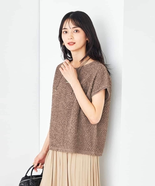 a.v.v(アーヴェヴェ)の「ぽこぽこクロップドトップス(Tシャツ/カットソー・レディース・モカ/チャコールグレー/アイボリー・36/38/40)」の11枚目の写真