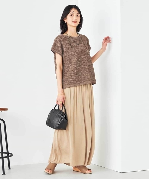 a.v.v(アーヴェヴェ)の「ぽこぽこクロップドトップス(Tシャツ/カットソー・レディース・モカ/チャコールグレー/アイボリー・36/38/40)」の17枚目の写真
