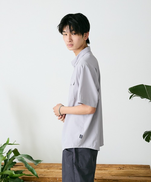 patagonia（パタゴニア）の「Patagonia/パタゴニア M'S SELF GUIDED HIKE SHIRT シャツ 半袖シャツ（シャツ/ブラウス・メンズ・グレー・L）」の3枚目の写真