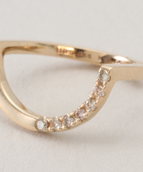 HIROTAKA(ヒロタカ)の「Hirotaka/ヒロタカ Treehopper Diamond Ear Cuff S(イヤーカフ・レディース・ゴールド・FREE)」の4枚目の写真
