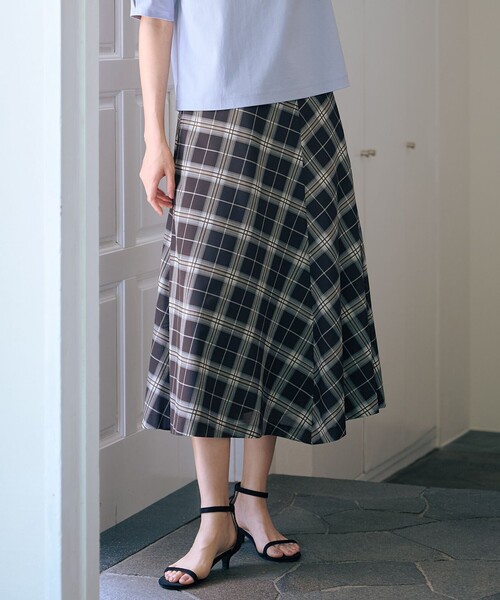 セール】【WEB限定カラーあり・洗える】SOFT SHEER チェック フレア