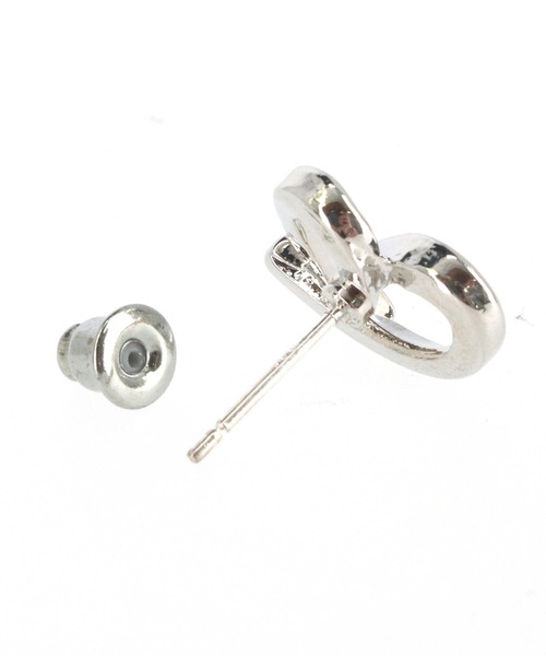 ANAP(アナップ)の「ライン ミニ ハート ピアス(ピアス(両耳用)・レディース・ゴールド/シルバー・FREE)」の6枚目の写真