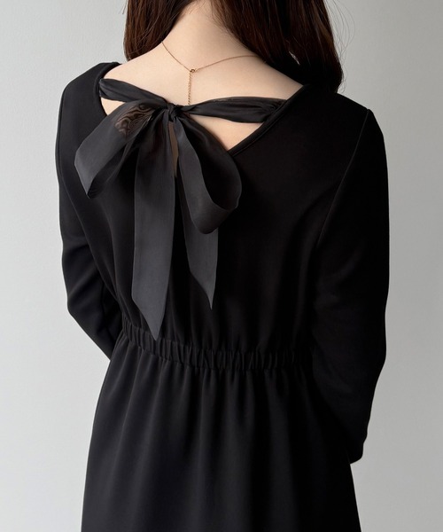 新品同様‼️マックスマーラ プレート付き バックリボンミモレ丈フレアワンピース 新品同様‼️マックスマーラ プレート付き バックリボンミモレ丈