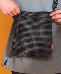 THE SHOP TK | ナイロンスクエアサコッシュ 【ユニセックス/軽量】(ショルダーバッグ)