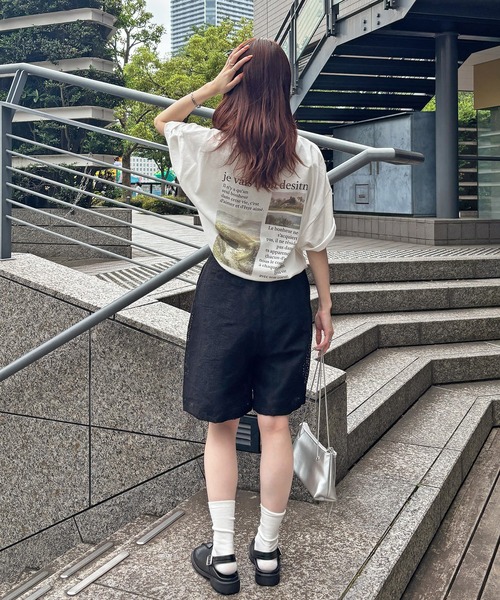 ISOOK（アイスー）の「【ISOOK / アイスー】バックプリントオーバーサイズTシャツ / 半袖 ロンT ビッグシルエット フォトT プリントT ホワイト グレー チャコール 白 ZOZOTOWN限定（Tシャツ/カットソー・レディース・ホワイト/チャコール・FREE）」の14枚目の写真