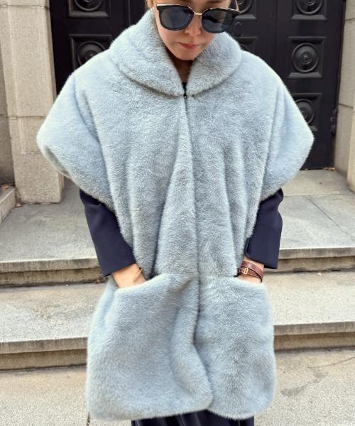 リッチボリュームファーポンチョ（その他アウター）｜JENNE（ジェンヌ