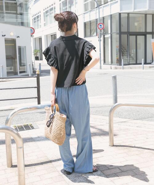 ITEMS URBANRESEARCH（アイテムズ アーバンリサーチ）の「レーヨンデニムワイドパンツ（デニムパンツ・レディース・ワンウォッシュ/ブルー・FREE）」の10枚目の写真