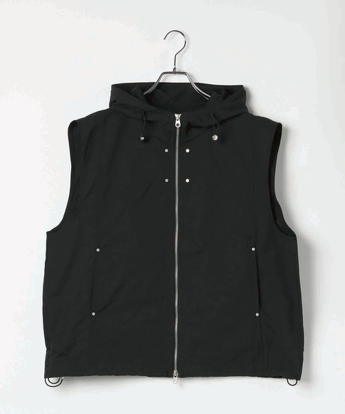 3.3 Field Trip （3.3フィールドトリップ）の「3.3 Field Trip／ナイロンフードベスト（ベスト・メンズ・ブラック/グレー・FREE）」の5枚目の写真