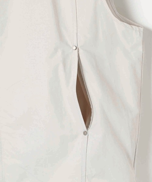 3.3 Field Trip （3.3フィールドトリップ）の「3.3 Field Trip／ナイロンフードベスト（ベスト・メンズ・ブラック/グレー・FREE）」の15枚目の写真