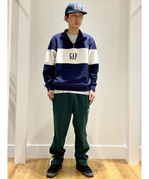 GAP（ギャップ）の「ヴィンテージソフト カラーブロック GAPロゴ ハーフジップ プルオーバー（スウェット・メンズ・グレー/ブラック/ネイビー・XS/S/M/L/XL）」の11枚目の写真