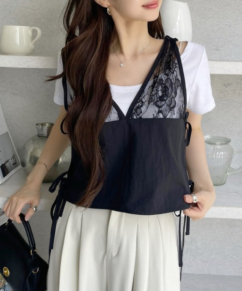 TREOVER(トレオーバー)の「軽くて使いやすい♪ 2WAYサイドリボンレースべスト(Tシャツ/カットソー・レディース・ブラック・FREE)」の3枚目の写真