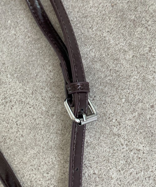 Mejoul（メジュール）の「【ハートチャーム付き】ダブルジップ２WAYレトロショルダーバッグ（ショルダーバッグ・レディース・レッド/ブラウン/ブラック/アイボリー/キャメル・F）」の10枚目の写真