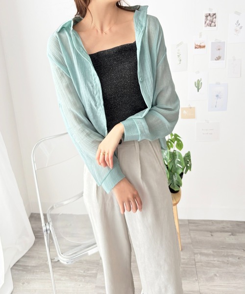 Amulet(アミュレット)の「甘さひかえめ、大人の余裕をまとう リネン風シアーシャツ(シャツ/ブラウス・レディース・ネイビー/グリーン/グレー/ホワイト・S/M)」の17枚目の写真