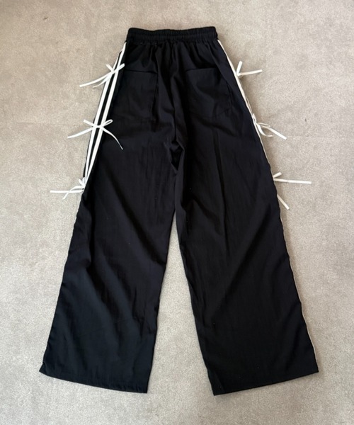 lilful(リルフル)の「ダブルラインリボンモチーフナイロンイージーパンツ(その他パンツ・レディース・ブラック・S/M)」の17枚目の写真