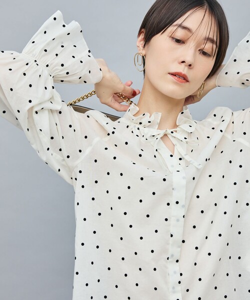 セール】ドットフロッキーフリルネックブラウス（シャツ/ブラウス