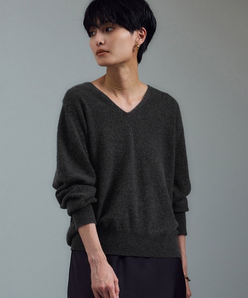 カシミヤVネックプルオーバー［セットアップ対応］（ニット/セーター