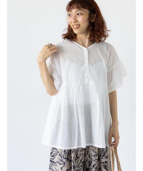 Lugnoncure（ルノンキュール）の「無地/柄アソート前後2WAYフリルブラウス（シャツ/ブラウス・レディース・チャコールグレー/オフホワイト/ホワイト/ネイビー/ブラック・F）」の3枚目の写真