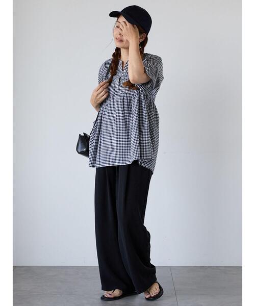 Lugnoncure（ルノンキュール）の「無地/柄アソート前後2WAYフリルブラウス（シャツ/ブラウス・レディース・チャコールグレー/オフホワイト/ホワイト/ネイビー/ブラック・F）」の7枚目の写真