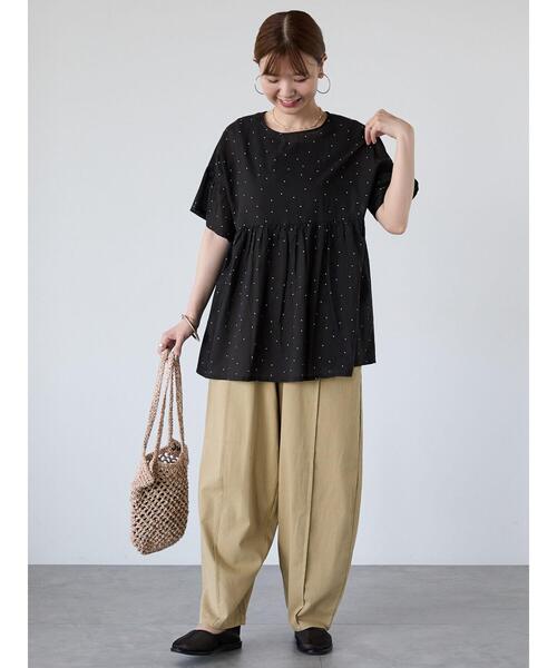 Lugnoncure（ルノンキュール）の「無地/柄アソート前後2WAYフリルブラウス（シャツ/ブラウス・レディース・チャコールグレー/オフホワイト/ホワイト/ネイビー/ブラック・F）」の15枚目の写真