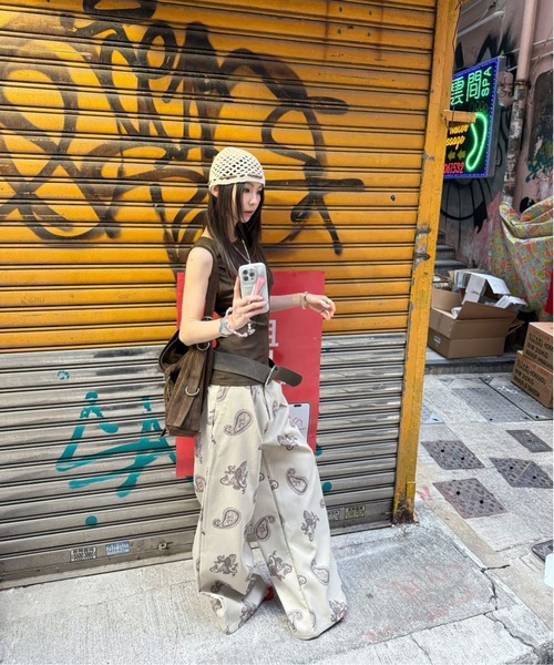 ELOOPS(イーループス)の「【ELOOPS】ハイストレッチ バックカッティング ノースリーブカットソー(Tシャツ/カットソー・レディース・ホワイト/ブラウン・FREE)」の19枚目の写真