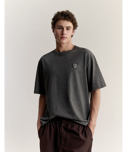 Maison Kitsune(メゾンキツネ)の「FOX HEAD OVERSIZE TEE-SHIRT(Tシャツ/カットソー・メンズ・ダークグレー/ネイビー/ホワイト/ブラック/ブラウン系その他/チャコール/ライトグリーン系/ベビーピンク/ピンク・XS/L/M/XL/S)」の20枚目の写真