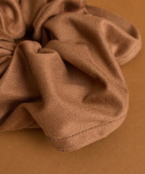 mystic（ミスティック）の「フェイクスウェードシュシュ（シュシュ・レディース・ブラウン/ブラック・ONE SIZE）」の19枚目の写真