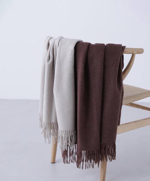 NATURAL BEAUTY BASIC(ナチュラルビューティーベーシック)の「◇【Oggi掲載】ウインターライトストール(ストール/ショール・レディース・ダークブラウン/ベージュ/イエロー/ピンク/オフホワイト・FREE)」の10枚目の写真