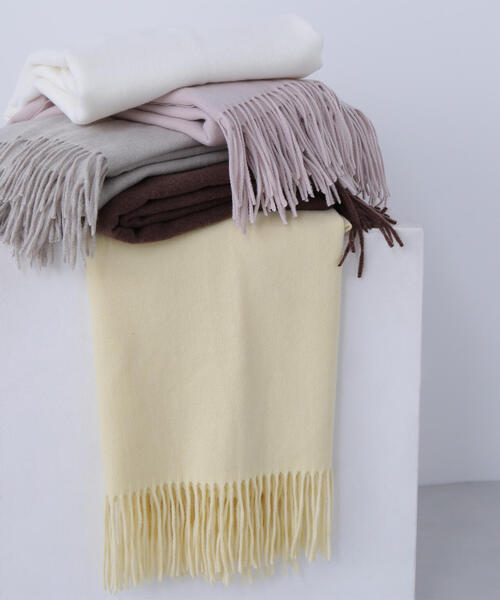 NATURAL BEAUTY BASIC(ナチュラルビューティーベーシック)の「◇【Oggi掲載】ウインターライトストール(ストール/ショール・レディース・ダークブラウン/ベージュ/イエロー/ピンク/オフホワイト・FREE)」の9枚目の写真