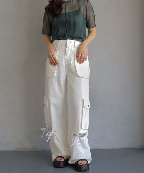 cheriella（シェリエラ）の「【cheriella】フラップポケットカーゴデニムパンツ FLAP POCKET CARGO DENIM PANTS（デニムパンツ・レディース・ブラック/オフホワイト・S/M）」の7枚目の写真