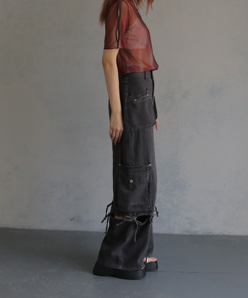 cheriella（シェリエラ）の「【cheriella】フラップポケットカーゴデニムパンツ FLAP POCKET CARGO DENIM PANTS（デニムパンツ・レディース・ブラック/オフホワイト・S/M）」の16枚目の写真