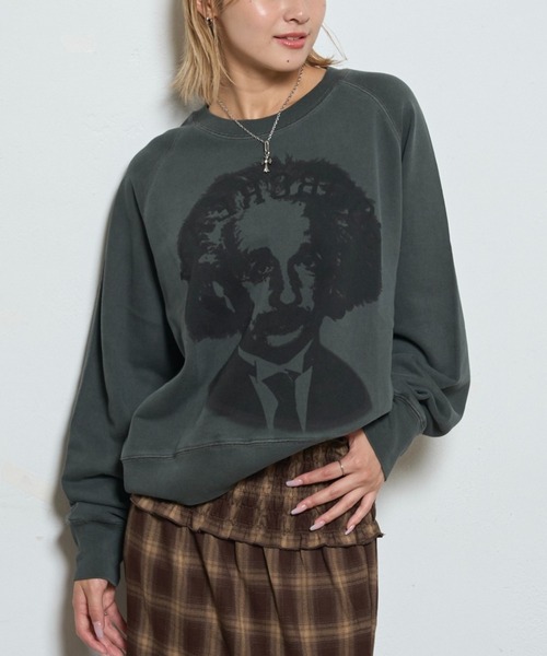 Sourcream（サワークリーム）の「【Sourcream】偉人スウェット（スウェット・レディース・グレー系その他/グレー/ホワイト/ホワイト系その他/ブラック/ブラウン系その他/ブラック系その他/ネイビー系/ブラウン/ネイビー・SMALL/MEDIUM/LARGE）」の4枚目の写真