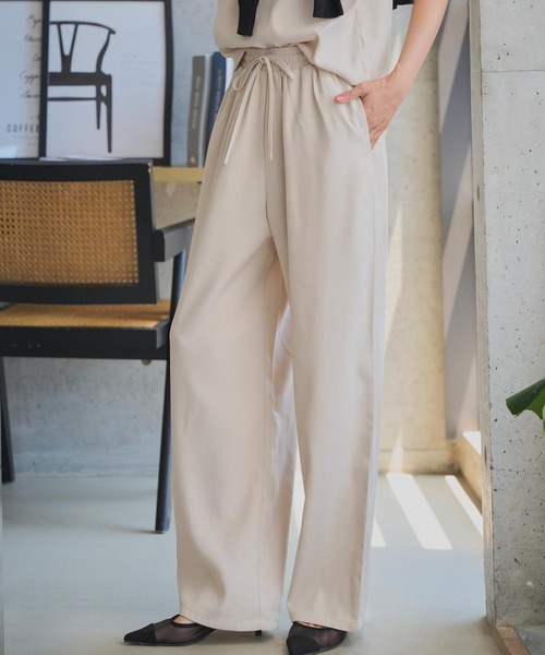 KOBE LETTUCE(コウベレタス)の「ウエストリボンリラックスワイドパンツ(その他パンツ・レディース・ブラック/アイボリー系/ブルー/グレー/ベージュ/チェリーレッド・M/M-Short/TM/PM)」の4枚目の写真