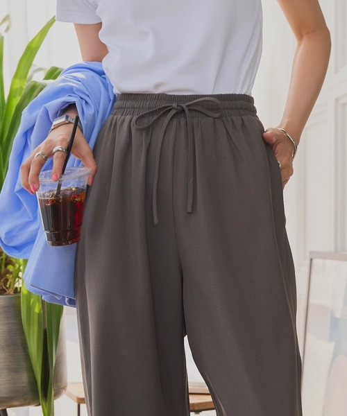 KOBE LETTUCE(コウベレタス)の「ウエストリボンリラックスワイドパンツ(その他パンツ・レディース・ブラック/アイボリー系/ブルー/グレー/ベージュ/チェリーレッド・M/M-Short/TM/PM)」の8枚目の写真