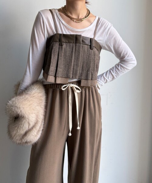 DouDou(ドゥドゥ)の「【WEB限定】フェイクレザー切替ビスチェ(シャツ/ブラウス・レディース・グレー/ブラウン・FREE)」の17枚目の写真
