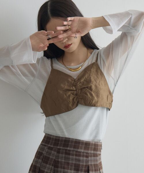 kivi(キヴィ)の「シャーリングビスチェ(その他トップス・レディース・ダークブラウン/チャコールグレー/ブラック・FREE)」の15枚目の写真