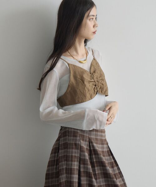 kivi(キヴィ)の「シャーリングビスチェ(その他トップス・レディース・ダークブラウン/チャコールグレー/ブラック・FREE)」の13枚目の写真