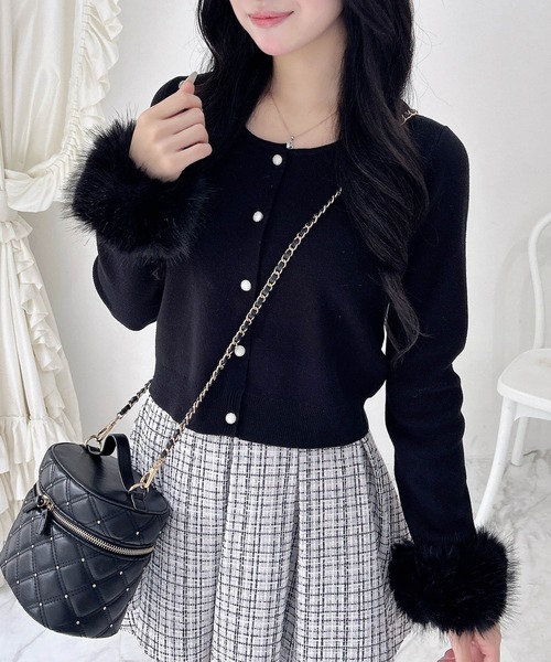 INGNI（イング）の「【WEB限定】袖口エコファーニットカーディガン（カーディガン/ボレロ・レディース・ピンク/ブラック/アイボリー・M）」の12枚目の写真