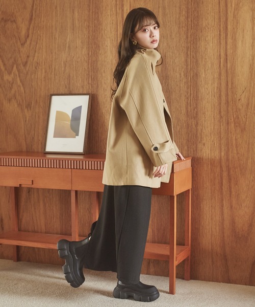 LAULEN(ローレン)の「stand collar medium coat /スタンドカラーミディアムコート(ステンカラーコート・レディース・ブラック/ブラウン/ベージュ・FREE)」の12枚目の写真